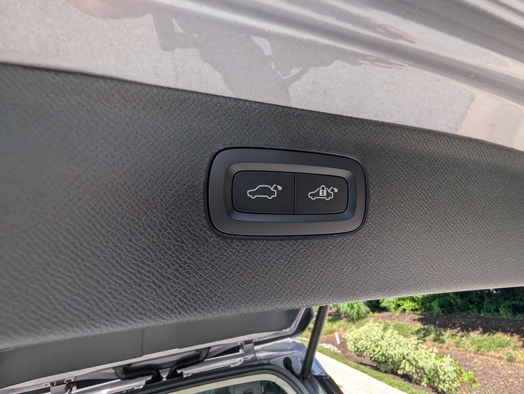 2026 Volvo XC90 B6 Ultra Hunt Valley MD