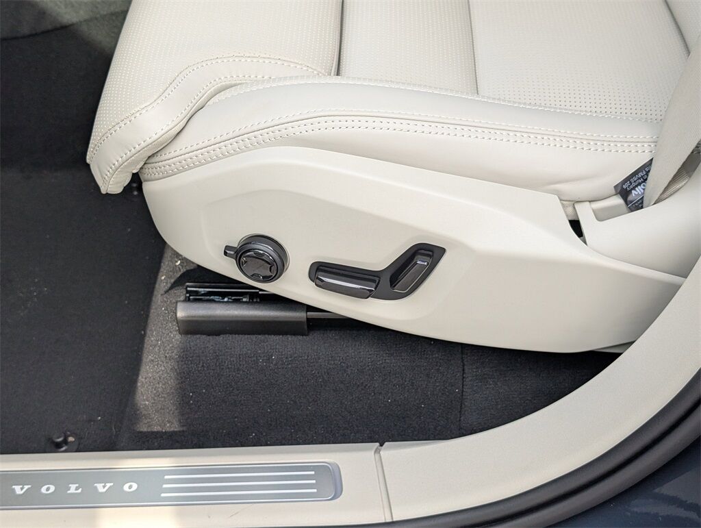 2026 Volvo XC90 B6 Ultra Hunt Valley MD