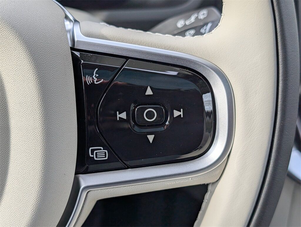 2026 Volvo XC90 B6 Ultra Hunt Valley MD