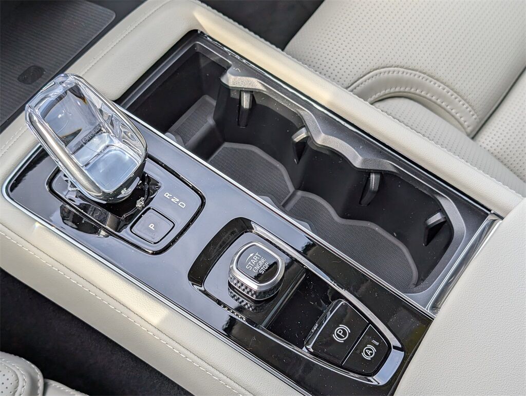 2026 Volvo XC90 B6 Ultra Hunt Valley MD