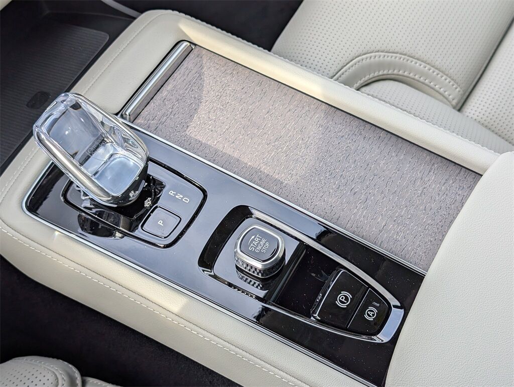 2026 Volvo XC90 B6 Ultra Hunt Valley MD