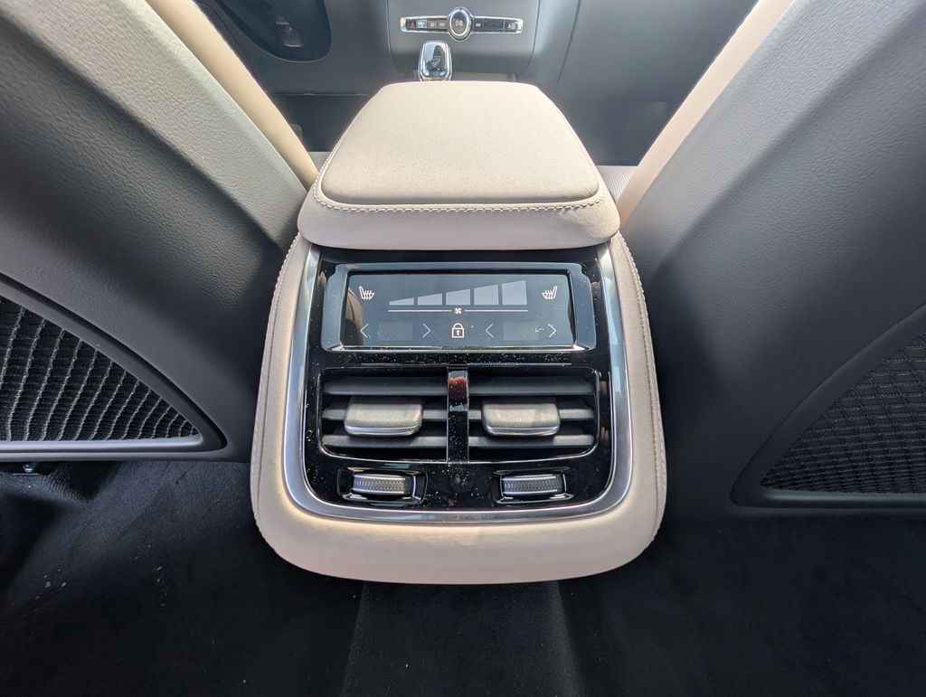 2026 Volvo XC90 B6 Ultra Hunt Valley MD