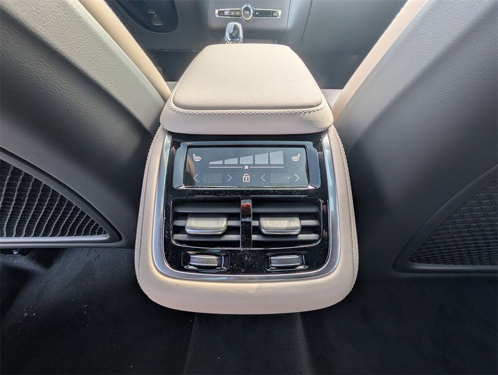 2026 Volvo XC90 B6 Ultra Hunt Valley MD