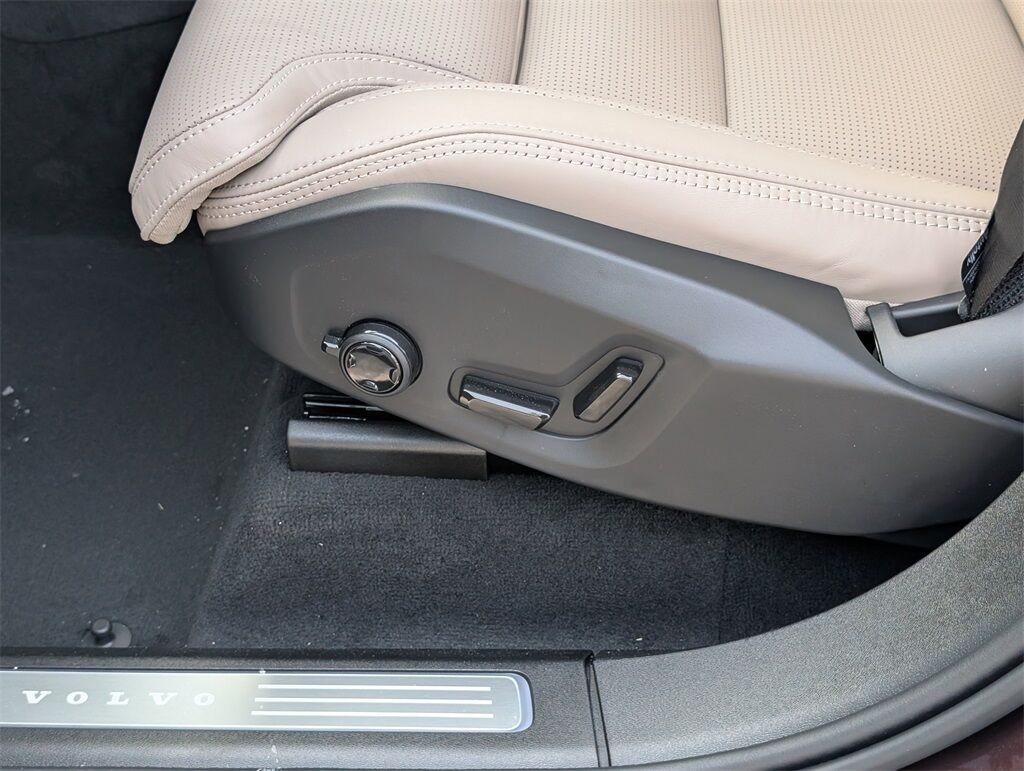 2026 Volvo XC90 B6 Ultra Hunt Valley MD