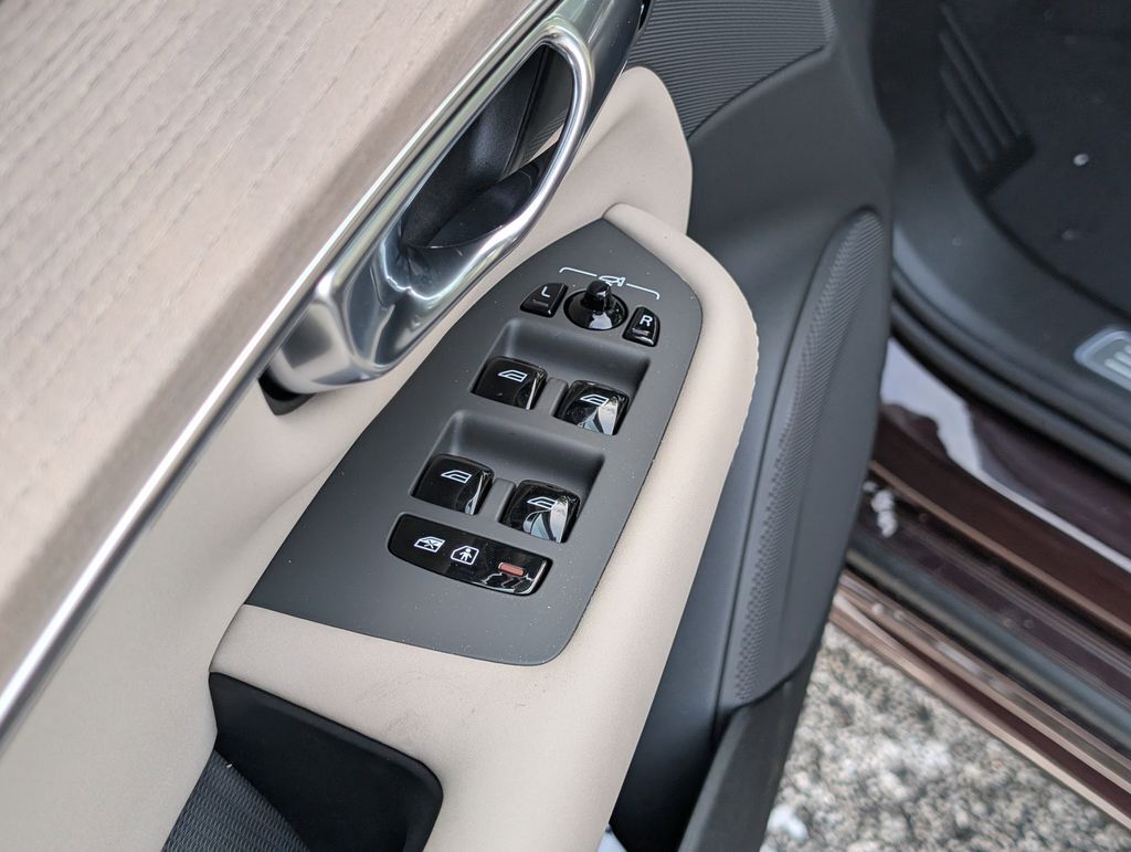 2026 Volvo XC90 B6 Ultra Hunt Valley MD