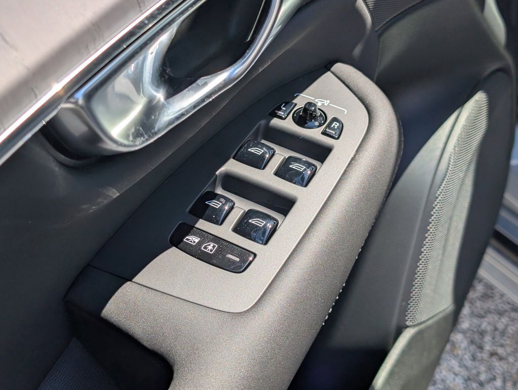 2026 Volvo XC90 B6 Ultra Hunt Valley MD