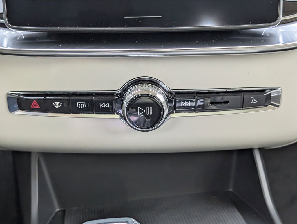 2026 Volvo XC90 B6 Ultra Hunt Valley MD