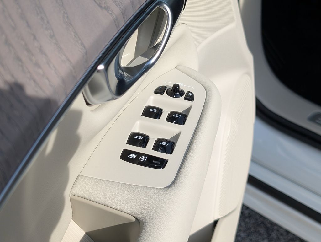 2026 Volvo XC90 B6 Ultra Hunt Valley MD