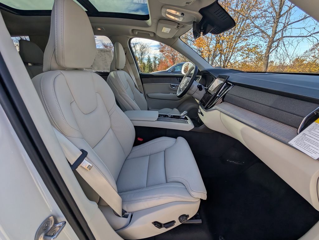 2026 Volvo XC90 B6 Ultra Hunt Valley MD