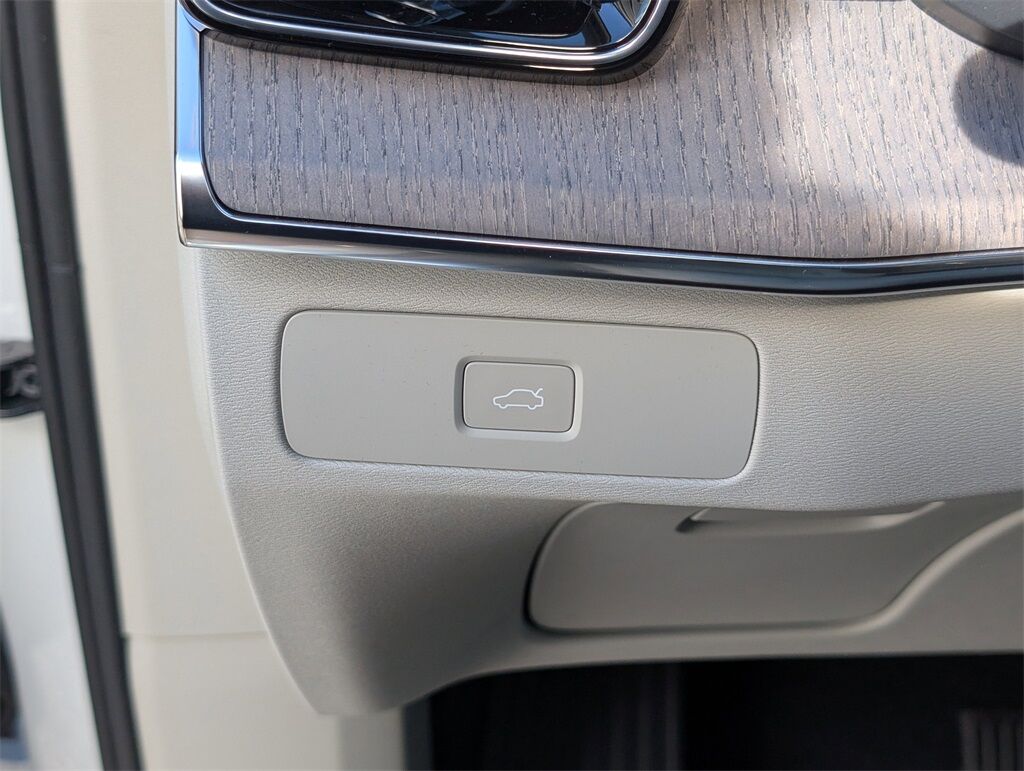 2026 Volvo XC90 B6 Ultra Hunt Valley MD