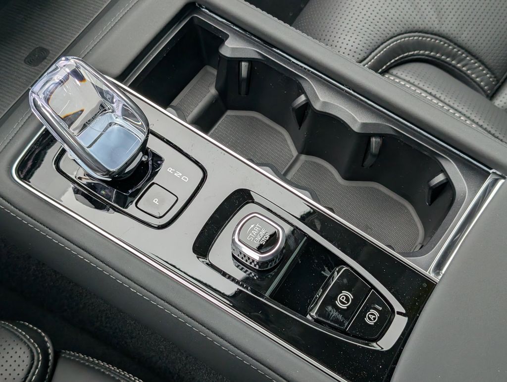 2026 Volvo XC90 B6 Ultra Hunt Valley MD