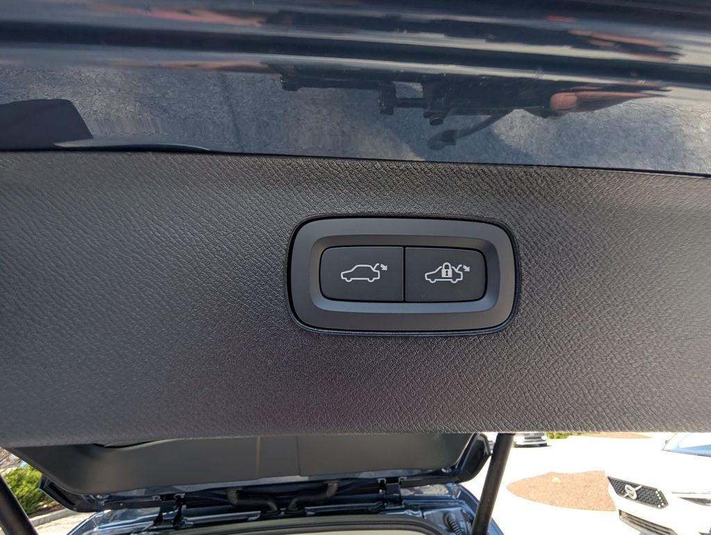 2026 Volvo XC90 B6 Ultra Hunt Valley MD