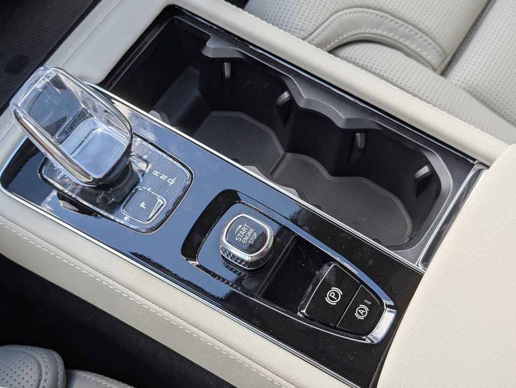 2026 Volvo XC90 B6 Ultra Hunt Valley MD