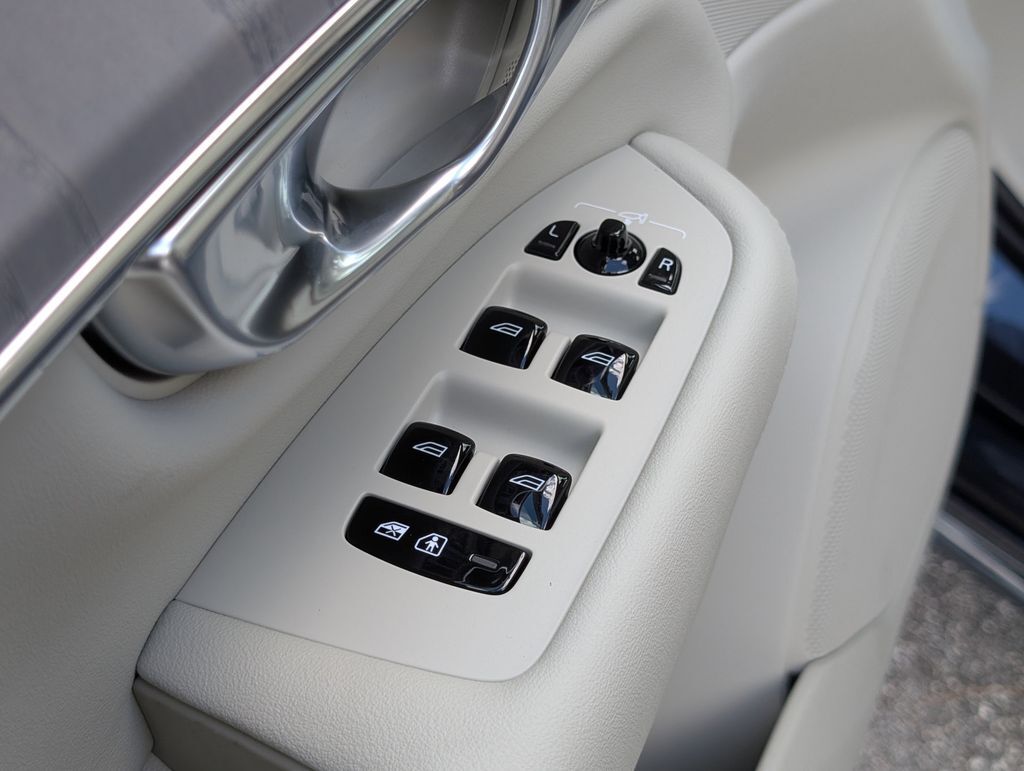 2026 Volvo XC90 B6 Ultra Hunt Valley MD