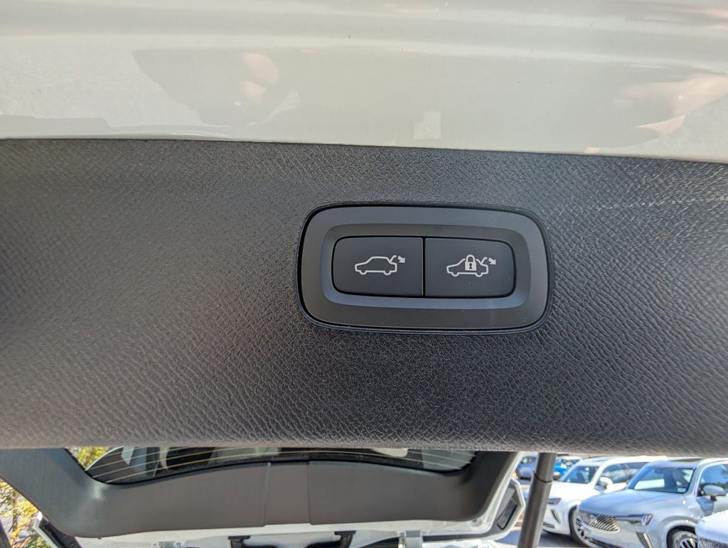 2026 Volvo XC90 B6 Ultra Hunt Valley MD