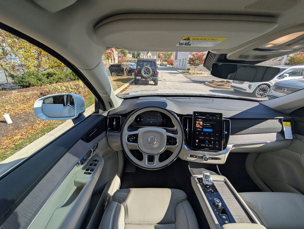 2026 Volvo XC90 B6 Ultra Hunt Valley MD