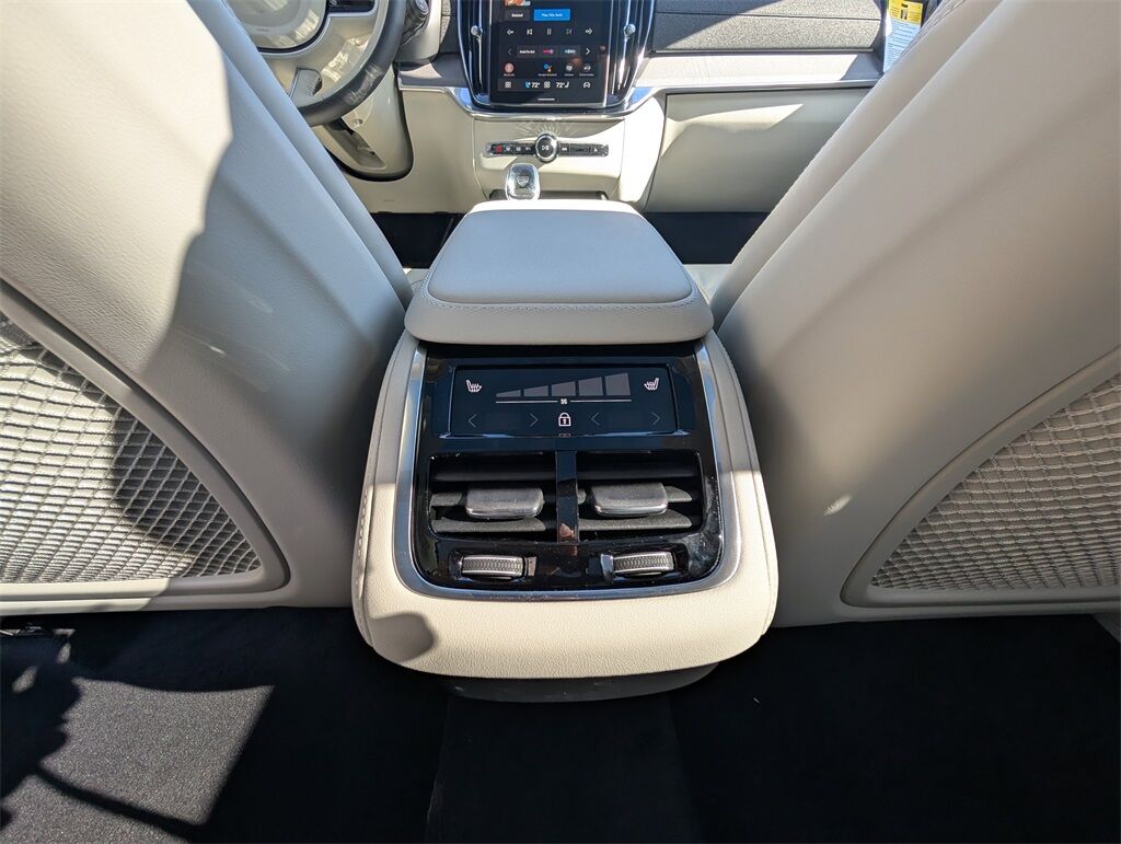 2026 Volvo XC90 B6 Ultra Hunt Valley MD