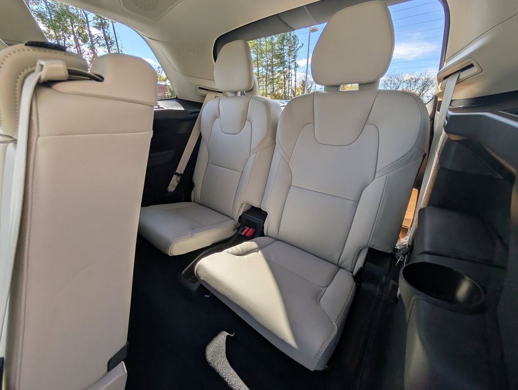 2026 Volvo XC90 B6 Ultra Hunt Valley MD