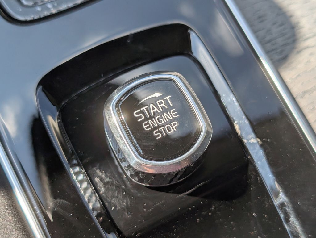 2026 Volvo XC90 B6 Ultra Hunt Valley MD