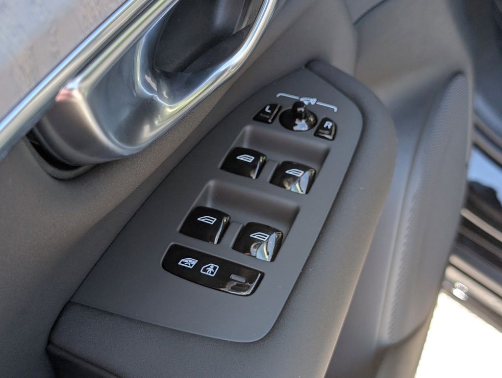 2026 Volvo XC90 B6 Ultra Hunt Valley MD