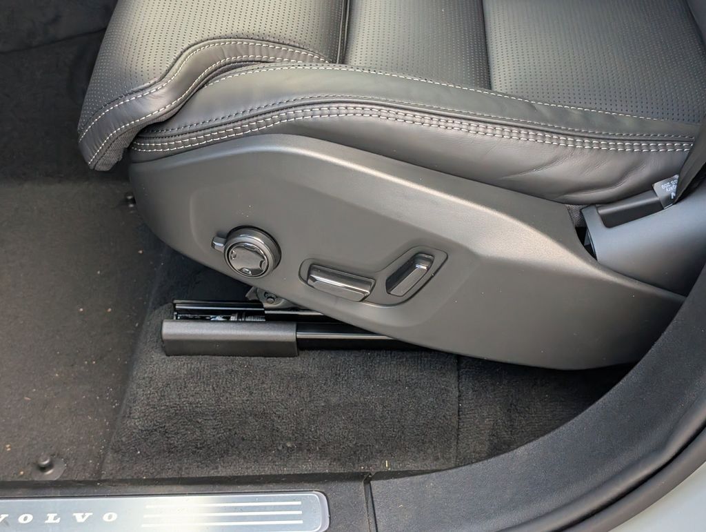 2026 Volvo XC90 B6 Ultra Hunt Valley MD