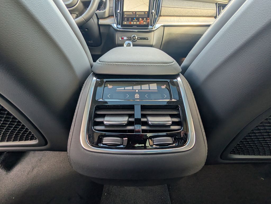 2026 Volvo XC90 B6 Ultra Hunt Valley MD