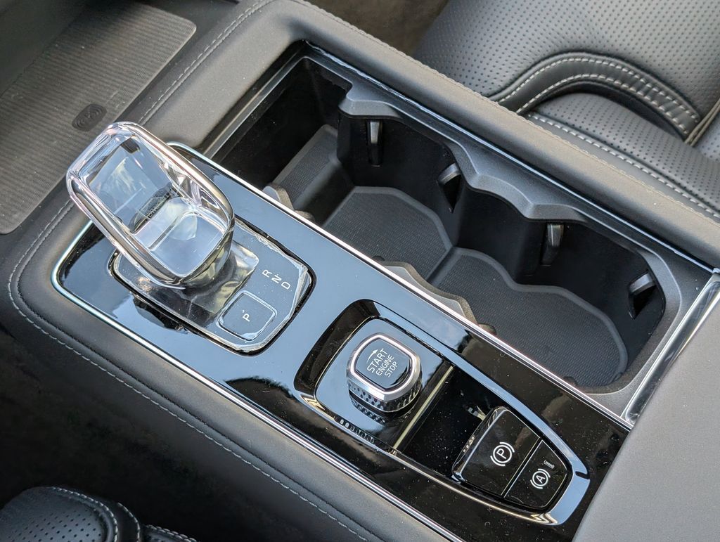 2026 Volvo XC90 B6 Ultra Hunt Valley MD