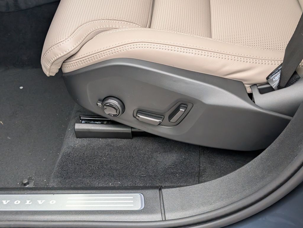 2026 Volvo XC90 B6 Ultra Hunt Valley MD