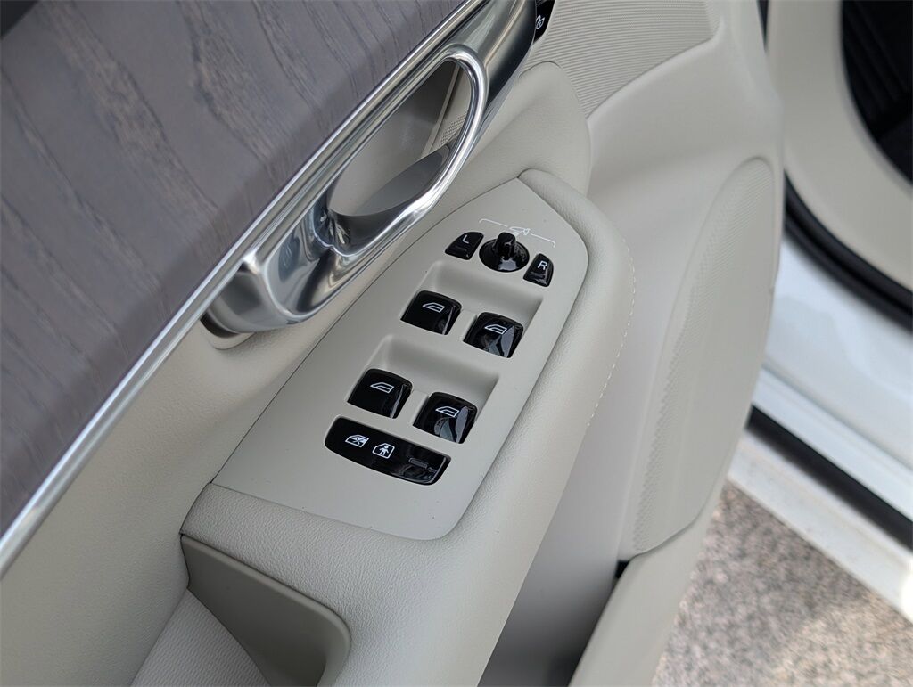 2026 Volvo XC90 B6 Ultra Hunt Valley MD