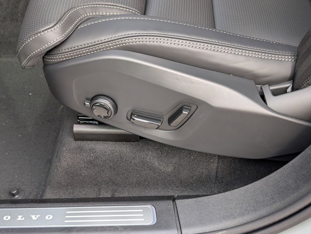 2026 Volvo XC90 B6 Ultra Hunt Valley MD