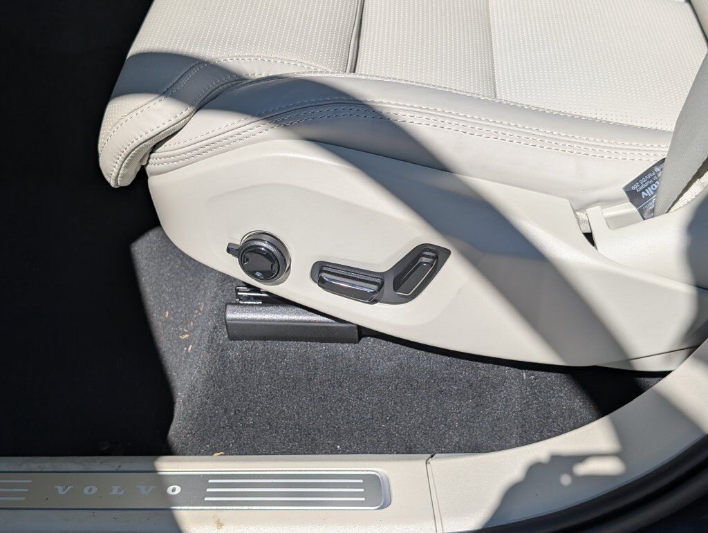 2026 Volvo XC90 B6 Ultra Hunt Valley MD