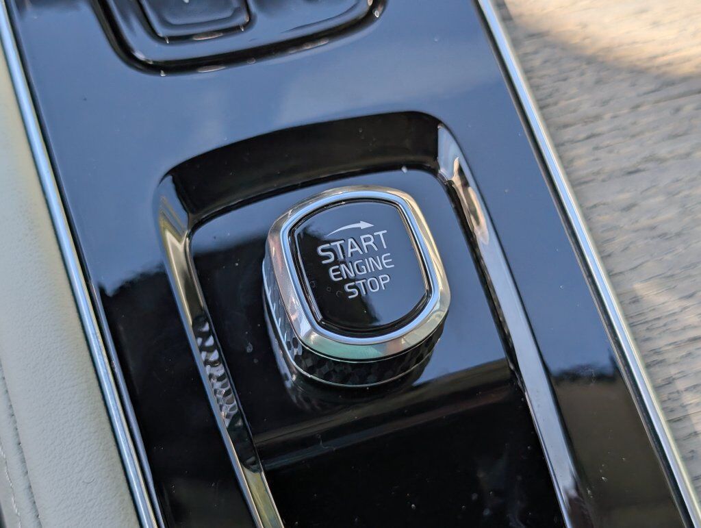2026 Volvo XC90 B6 Ultra Hunt Valley MD