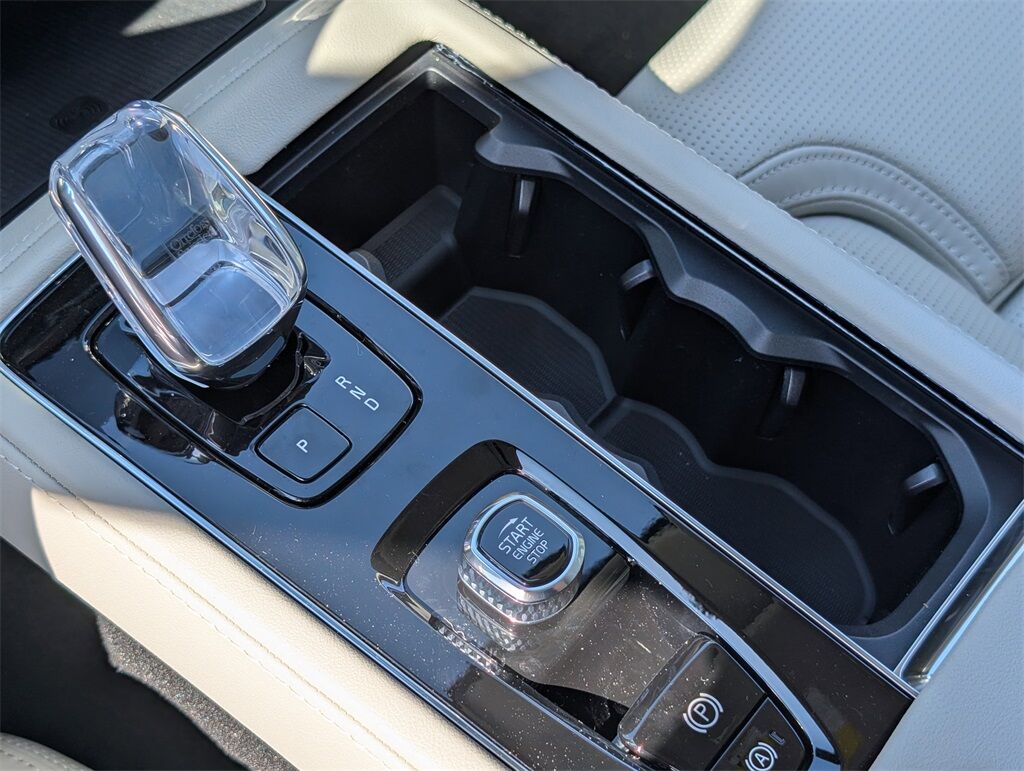 2026 Volvo XC90 B6 Ultra Hunt Valley MD