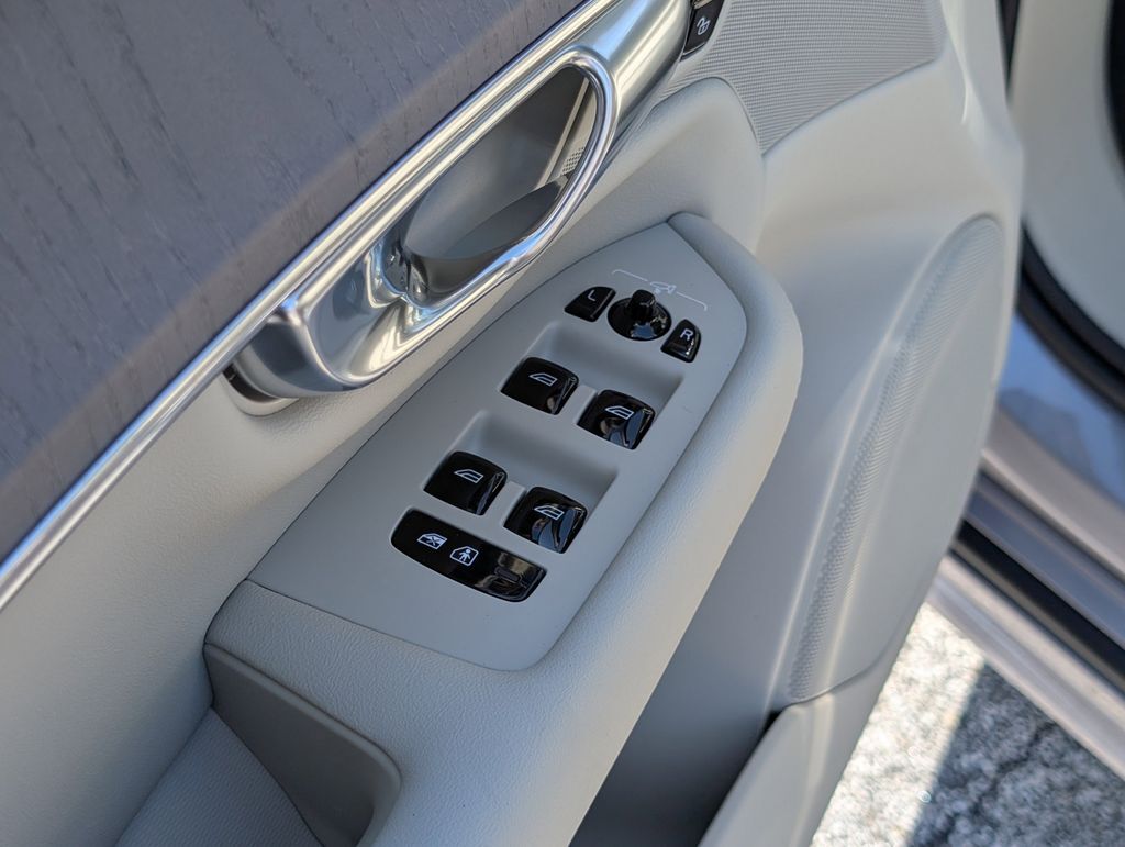 2026 Volvo XC90 B6 Ultra Hunt Valley MD