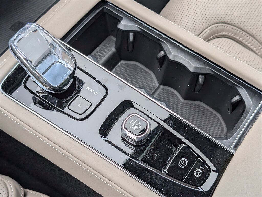 2026 Volvo XC90 B6 Ultra Hunt Valley MD