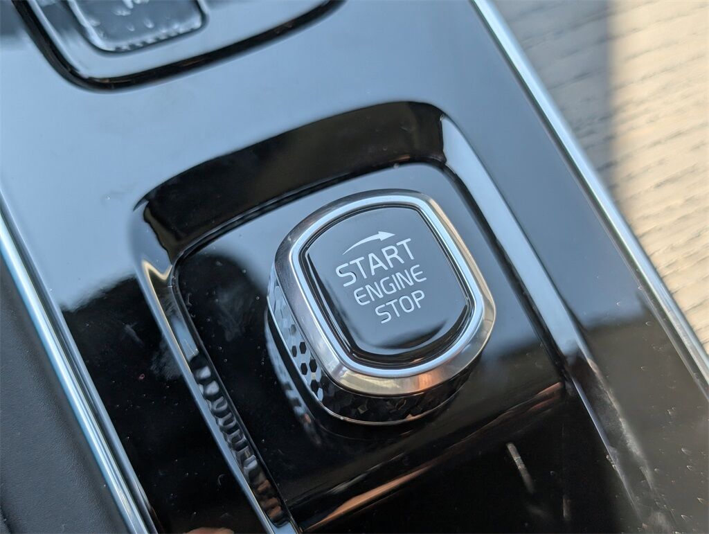 2026 Volvo XC90 B6 Ultra Hunt Valley MD