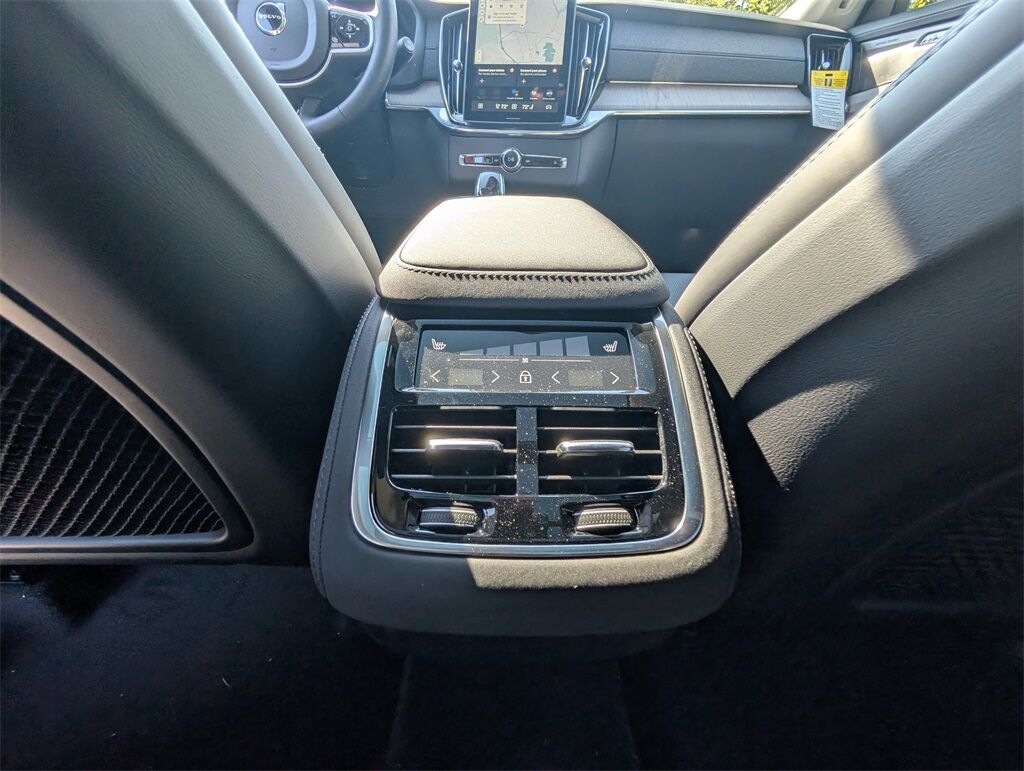 2026 Volvo XC90 B6 Ultra Hunt Valley MD