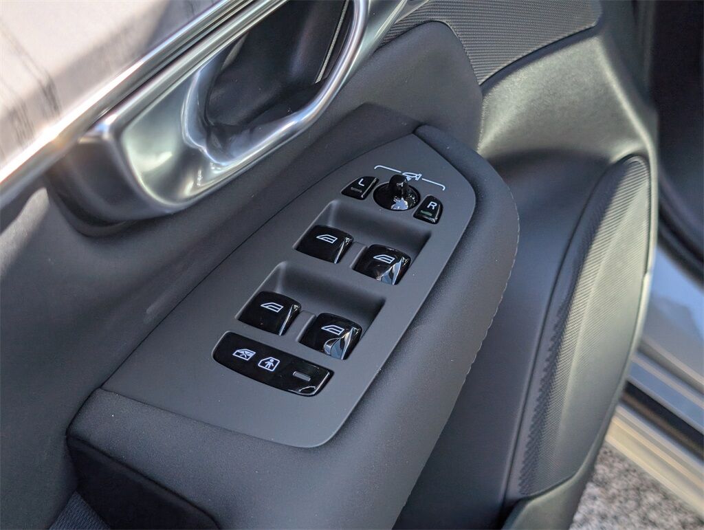 2026 Volvo XC90 B6 Ultra Hunt Valley MD