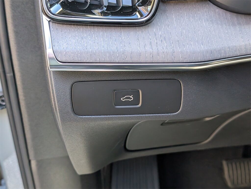 2026 Volvo XC90 B6 Ultra Hunt Valley MD