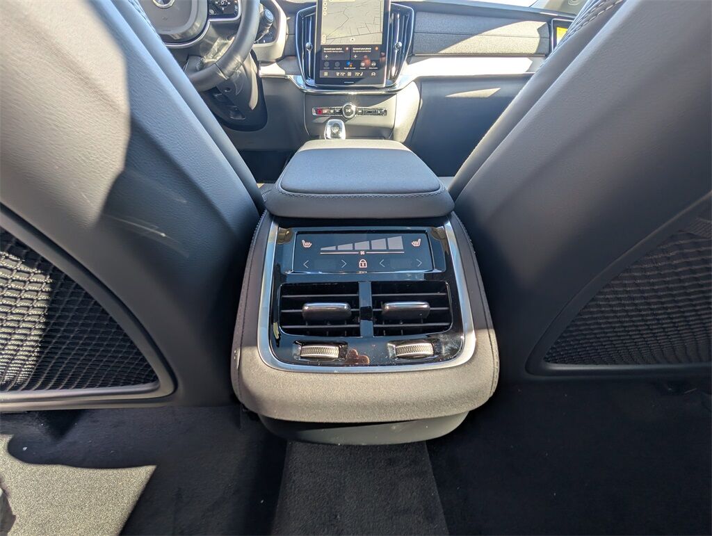 2026 Volvo XC90 B6 Ultra Hunt Valley MD