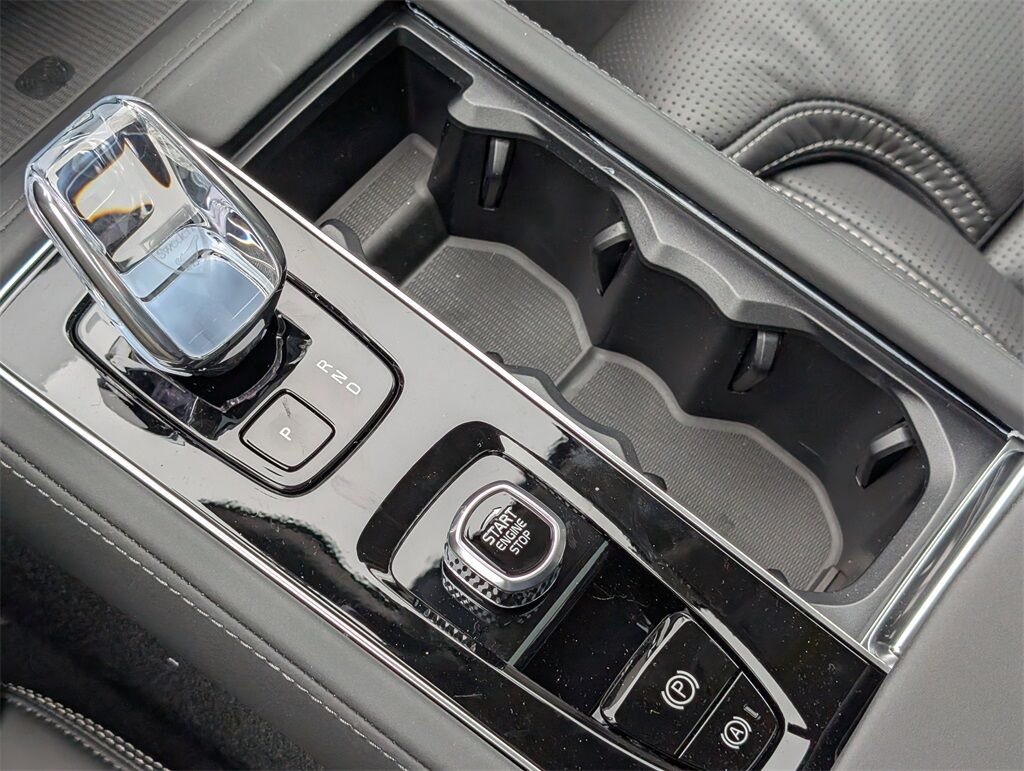 2026 Volvo XC90 B6 Ultra Hunt Valley MD