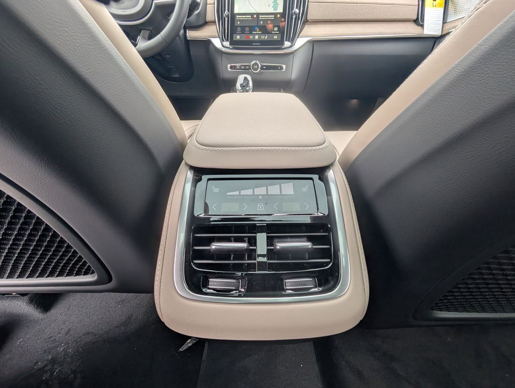 2026 Volvo XC90 B6 Ultra Hunt Valley MD