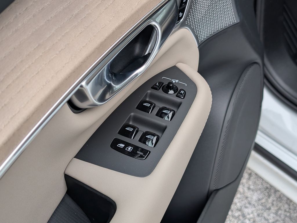 2026 Volvo XC90 B6 Ultra Hunt Valley MD