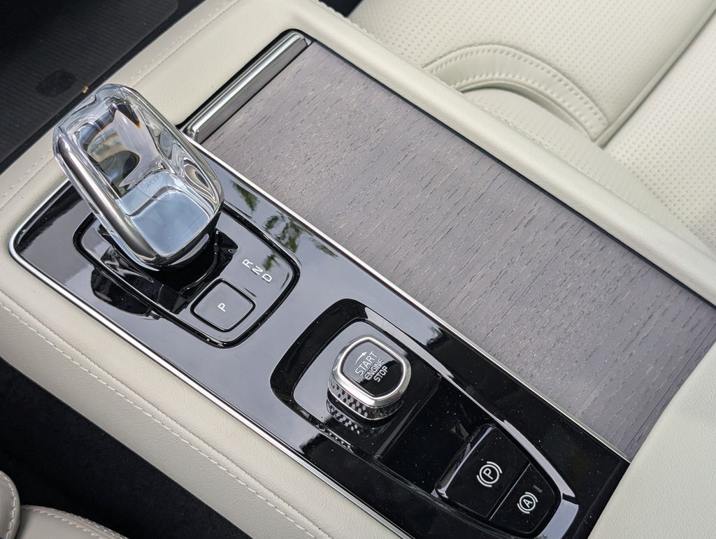 2026 Volvo XC90 B6 Ultra Hunt Valley MD