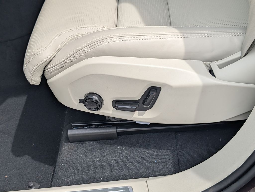 2026 Volvo XC90 B6 Ultra Hunt Valley MD