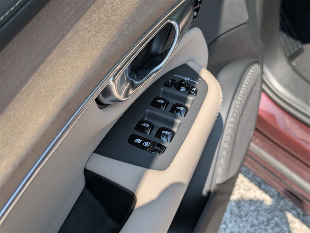 2026 Volvo XC90 B6 Ultra Hunt Valley MD