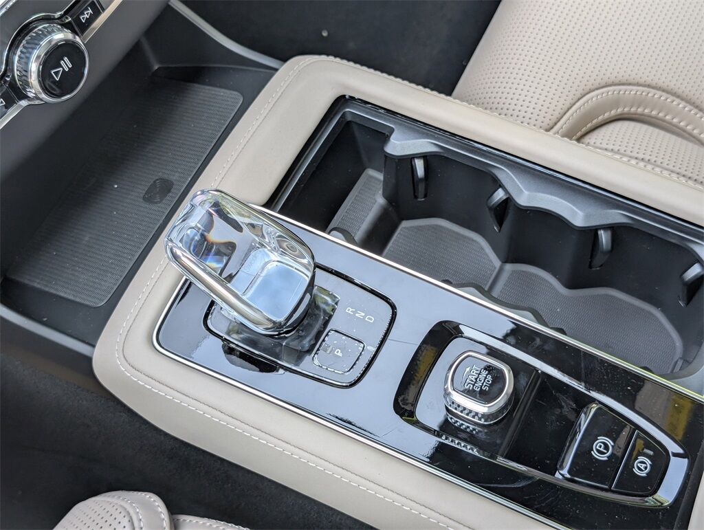 2026 Volvo XC90 B6 Ultra Hunt Valley MD
