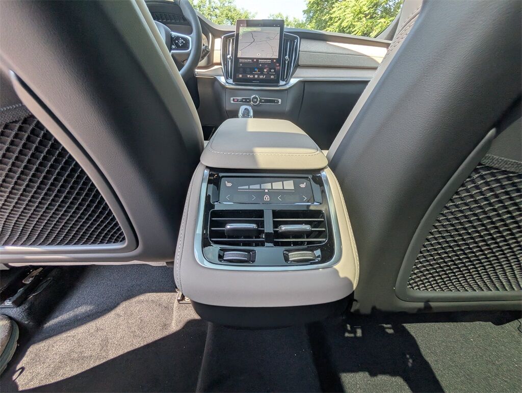2026 Volvo XC90 B6 Ultra Hunt Valley MD