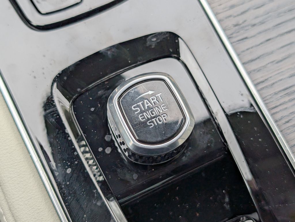 2026 Volvo XC90 B6 Ultra Hunt Valley MD