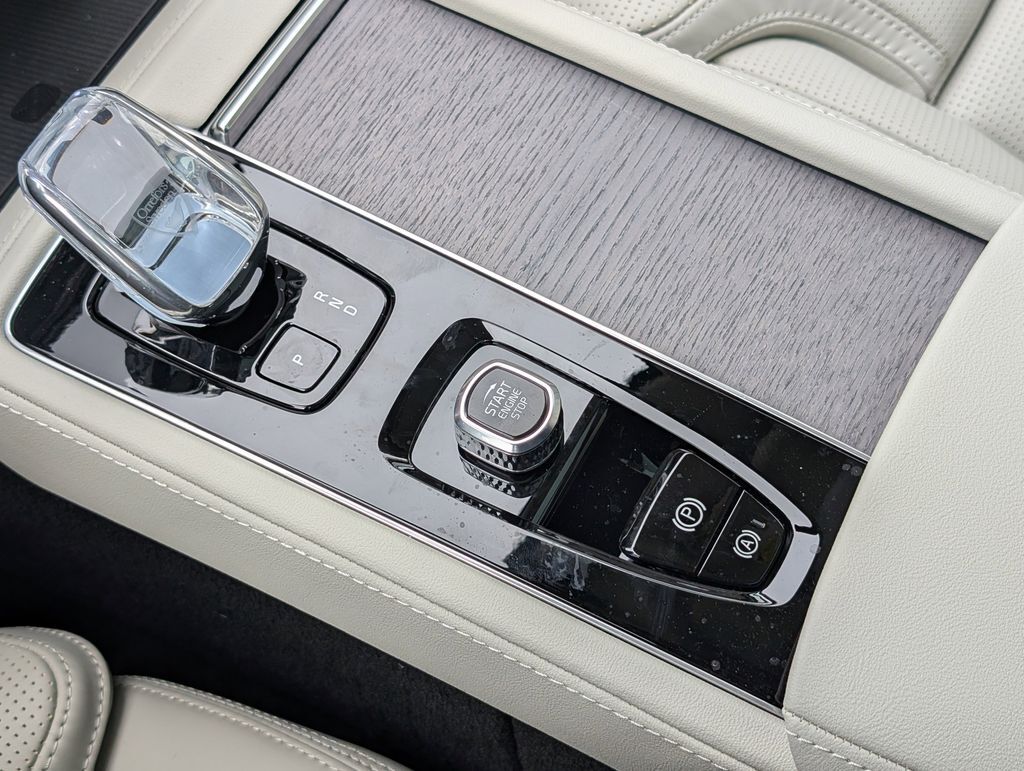 2026 Volvo XC90 B6 Ultra Hunt Valley MD